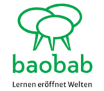 Logo des Vereins "baobab". Es zeigt drei grüne, stilisierte Sprechblasen, die zusammen wie ein Baum wirken. Darunter steht der Name "baobab" in grüner Schrift. Darunter befindet sich der Slogan "Lernen eröffnet Welten" in schwarzer Schrift.